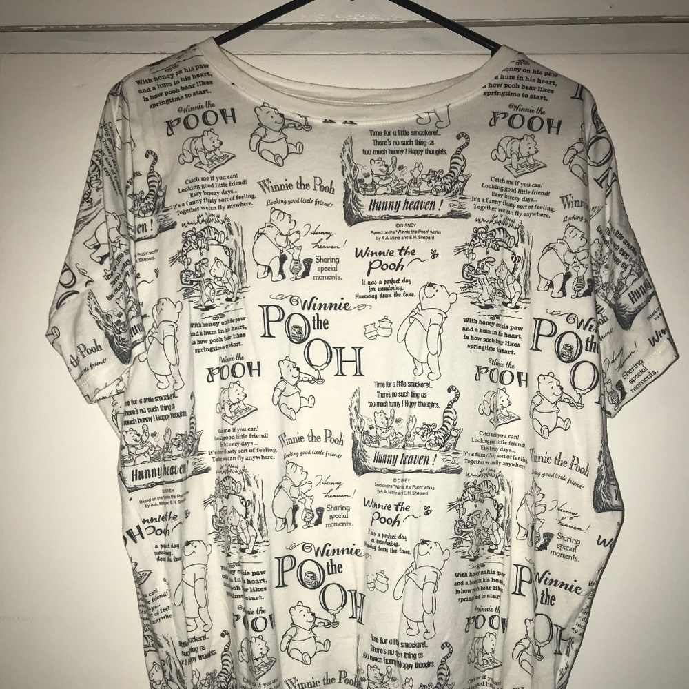 Disney Uniqlo Winnie the Pooh Short Sleeve T-Shirt